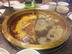 -小天鹅火锅·一线江景洪鼎旗舰店(洪崖洞店)