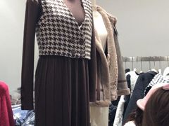 -意法服饰城