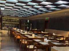 -BLU 全日制餐厅(上海安曼纳卓悦酒店)