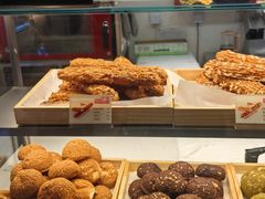 -西树泡芙(湖滨银泰in77B区店)