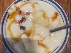 -云阿蛮云南生烫牛肉米线(奉贤路店)