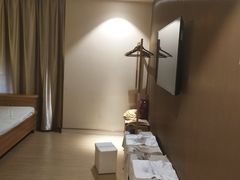 -良子足疗按摩