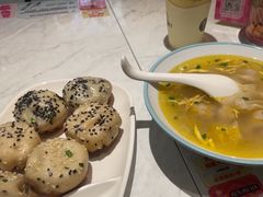 -小杨生煎(百联嘉定购物中心店)