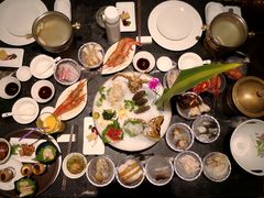 -半岛翡丽海鲜自助餐厅(观风亭店)