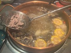 -牛村来人潮汕牛肉火锅(西单店)
