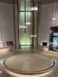 -AURAS璈然科技护肤中心
