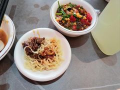 -官塘陈记鱼生·潮汕砂锅粥·牛肉火锅(潮枫路总店)