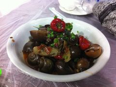 口味田螺-四娭毑(三王街店)