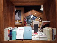-百新书局(尚悦湾店)