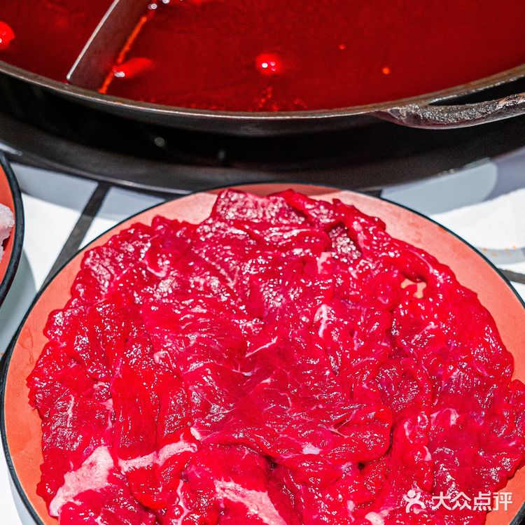 这家火锅确实该歪!菜品也太好吃了😋