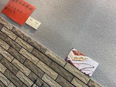 -爆炸头阿姨小四川正宗川味小吃(无任何分店)