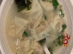 骨汤虾肉馄饨-阳阳中国饭(北京荟聚店)