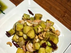 宫爆茄香虾球-老九巷川小馆(万松园店)
