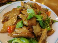-鹤乡东北菜(崮山路店)