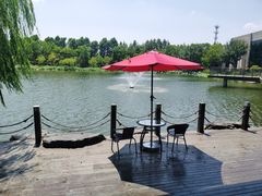 -上海怡沁园度假酒店