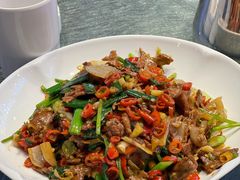小炒黄牛肉-俭寨小公鸡新疆菜·大盘鸡·烧烤