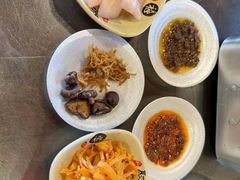 -富正毅三下锅·湘西韵味(天门山索道店)