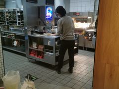 -麦当劳(玉桥中路店)