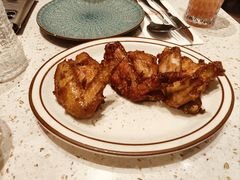 蜜汁迷迭香烤鸡翅-CRAZYONES西班牙海鲜饭(上海美罗城店)