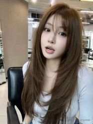 -镁连社·美联社