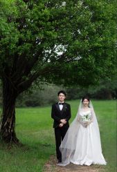 -城市花园婚纱摄影
