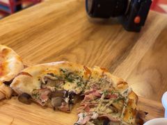 -城市大道红炉披萨烘焙坊