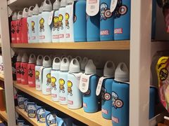 -名创优品(北京新中关购物中心地铁层店)