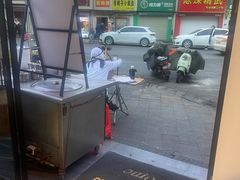 -郑记•不夜城烧烤•龙虾•虾蟹(黄鹤楼店)