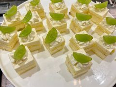 -广州万富希尔顿酒店·感趣自助餐厅·金秋蟹宴生蚝海鲜刺身
