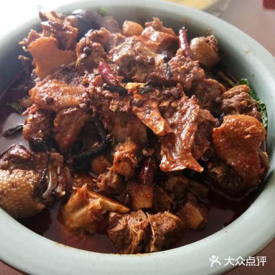 玉溪秋玉老鸭饭店