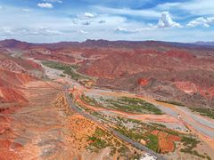 -天山神秘大峡谷