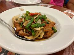 -Thai Pothong Restaurant