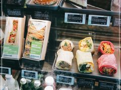 -星巴克(泰安万达店)