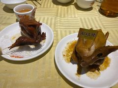 招牌烤乳鸽-石岐佬中山菜馆(张溪店)
