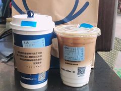 -瑞幸咖啡(东方广场中庭店)