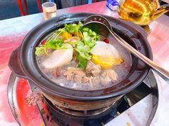 -蚝羊氣惠来羊肉火锅·高压锅生蚝