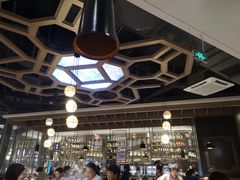 大堂-钱小奴海鲜自助黑金店(杭州滨江龙湖店)
