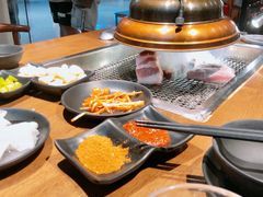 -肉甲韩国木炭烤肉(新壹街1店)
