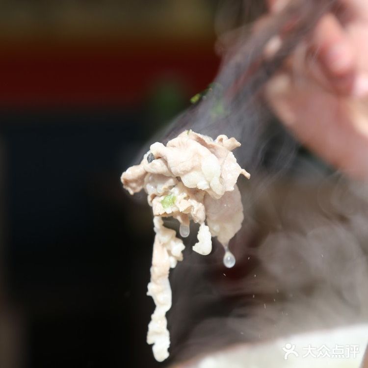 来自内蒙古大草原的美味，鲜嫩的羊肉久涮不老。