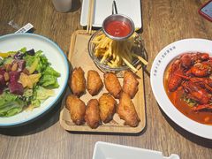 -叶派龙虾•招牌香辣蟹·海鲜(中海国际店)