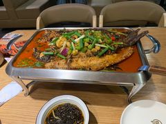 -鸣记脆皮烤鱼(铁西店)