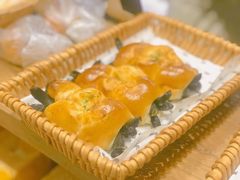 -沁屋面包店(人民东路店)
