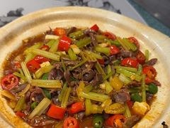 -乡村馕坑肉·烧烤·新疆菜·本地人更爱吃(阿勒泰首店)