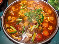 -牟记江湖重庆地标特色菜鱼蛋海鲜羊蝎子(巴南区黑金冠十多年好店)