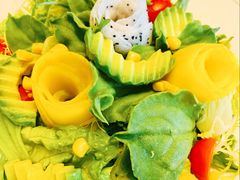 牛油果蔬菜沙拉-老江南春·中国龙菜(衡山路店)