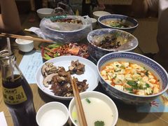 素拼凉菜-天发芽·何记葫芦头泡馍·老字号(小南门店)