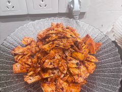 -山野的朋友露营炭火烤肉