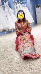 -觅白婚纱礼服馆