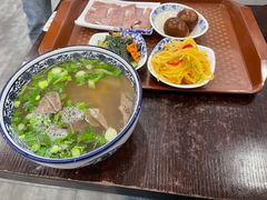 -陇尚人家中国蘭州牛肉面(高新万达店)