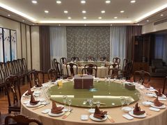 包厢-怡园饭店-餐厅(四望亭店)